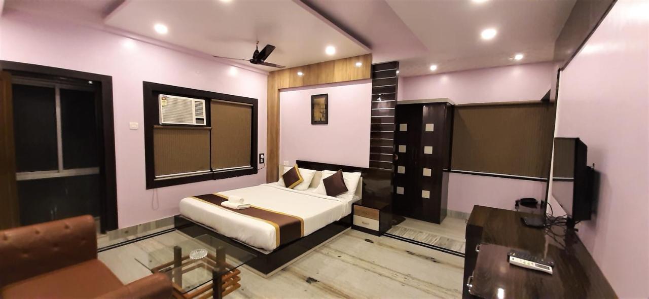 Dora House Hotel Kolkata Bagian luar foto