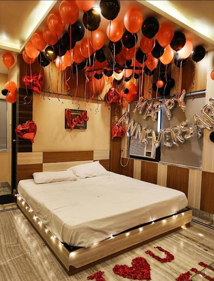 Dora House Hotel Kolkata Bagian luar foto